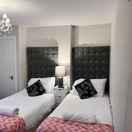 The Railway Apartments Haydon Bridge Extérieur photo